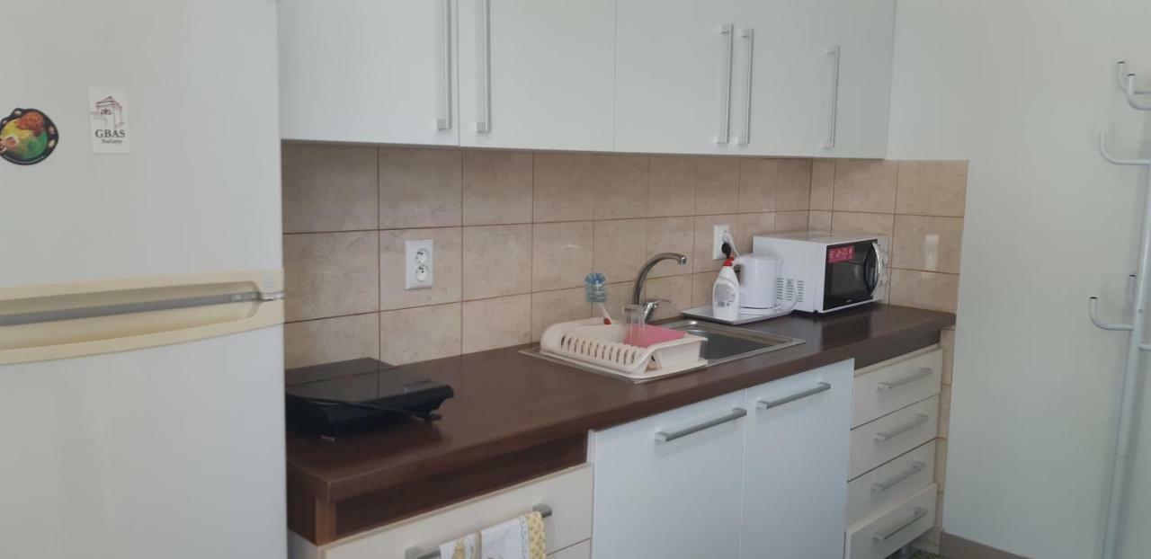 Apartman Yvet Sucany Luaran gambar