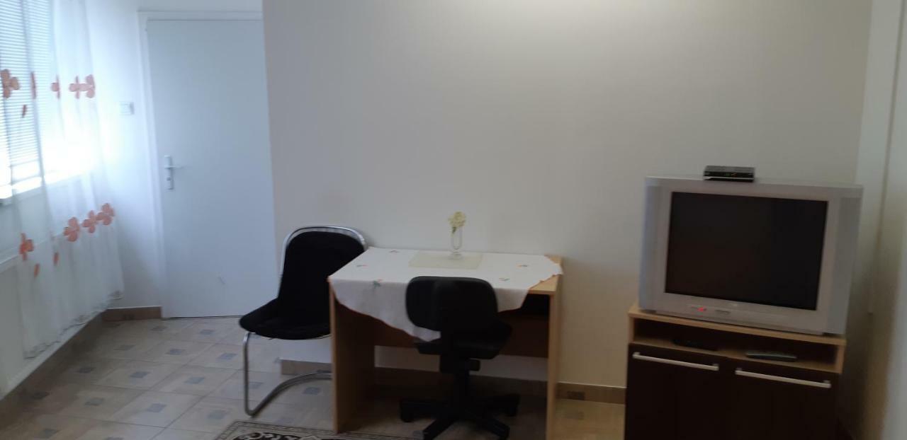 Apartman Yvet Sucany Luaran gambar