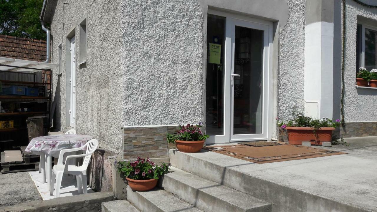Apartman Yvet Sucany Luaran gambar
